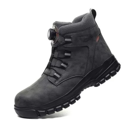 Lightweight work boots for labor protection – durable and comfortable design